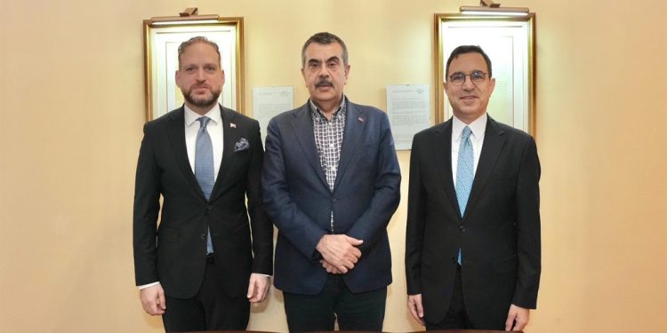 Milli Eğitim Bakanı Yusuf Tekin’den St. Petersburg Başkonsolosluğu’na Ziyaret